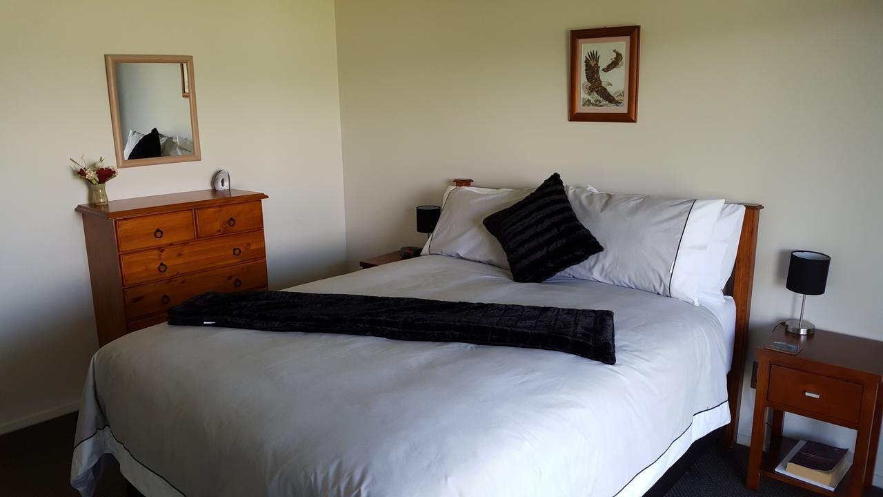Athenree Waterside Accommodation מראה חיצוני תמונה