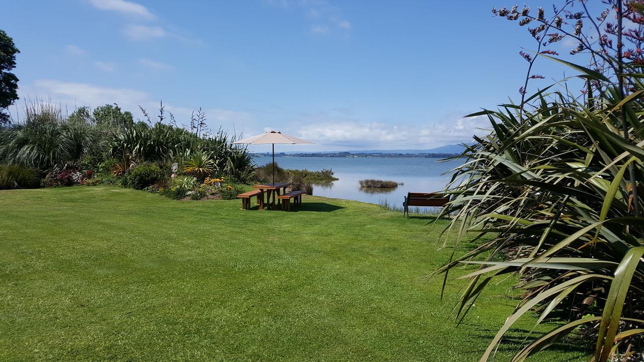 Athenree Waterside Accommodation מראה חיצוני תמונה